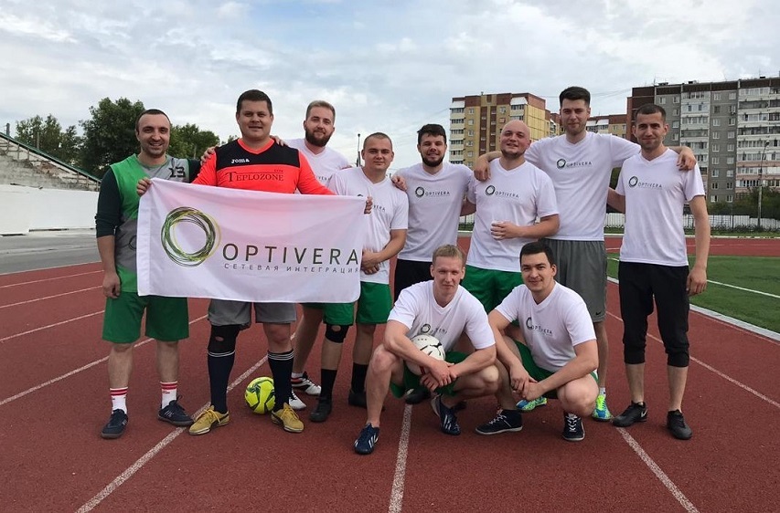 Команда компании Оптивера приняла участие в турнире по мини-футболу!